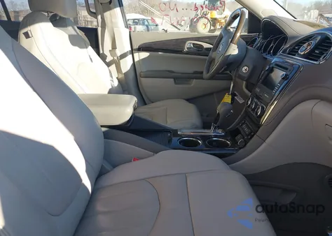 2016 Buick Enclave Leather z USA, uszkodzony, nr VIN 5GAKRBKD1GJ233949